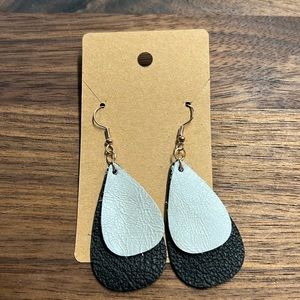 Black & silver genuine leather earrings, handmade.